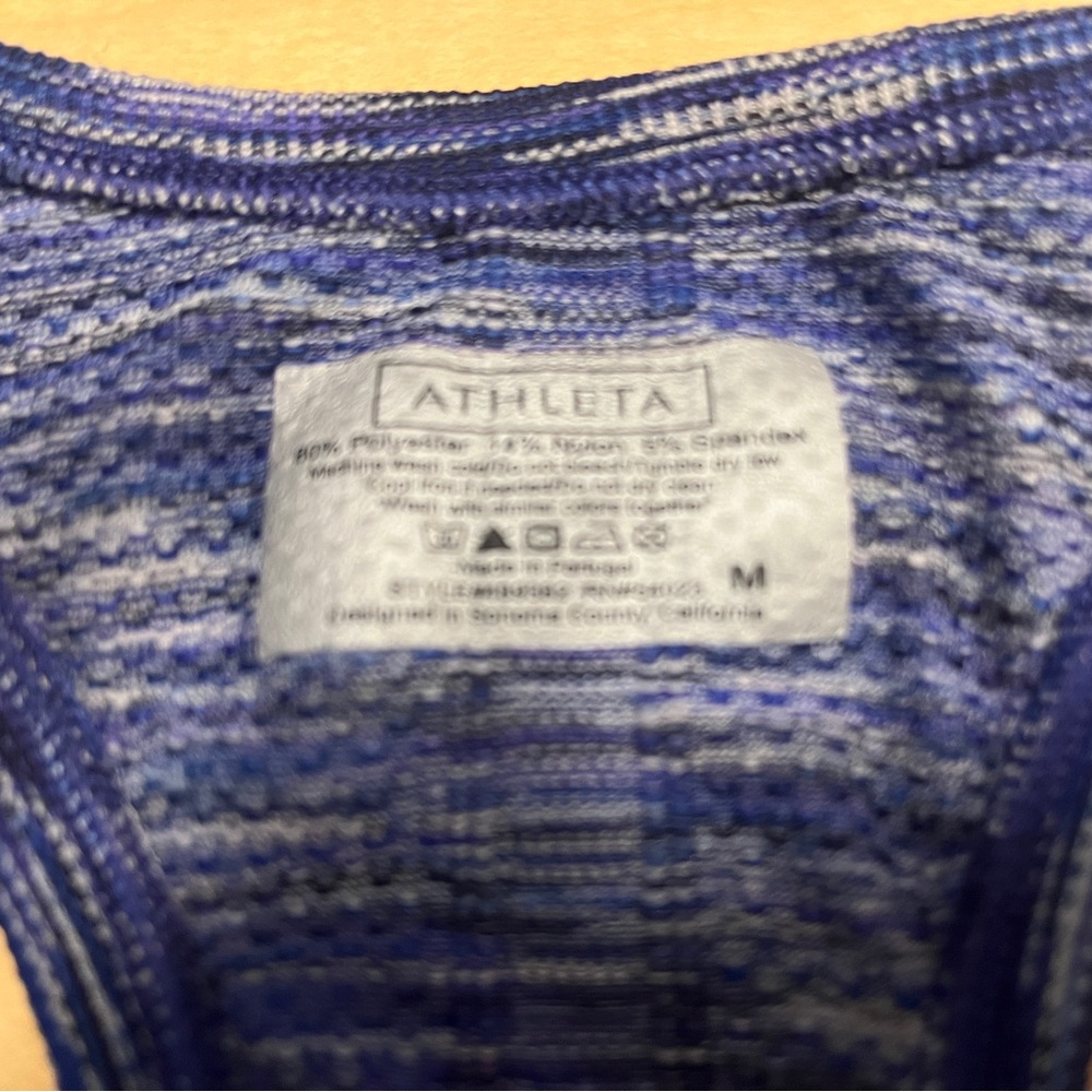 Athleta Work Out Tank - Picture 2 of 12